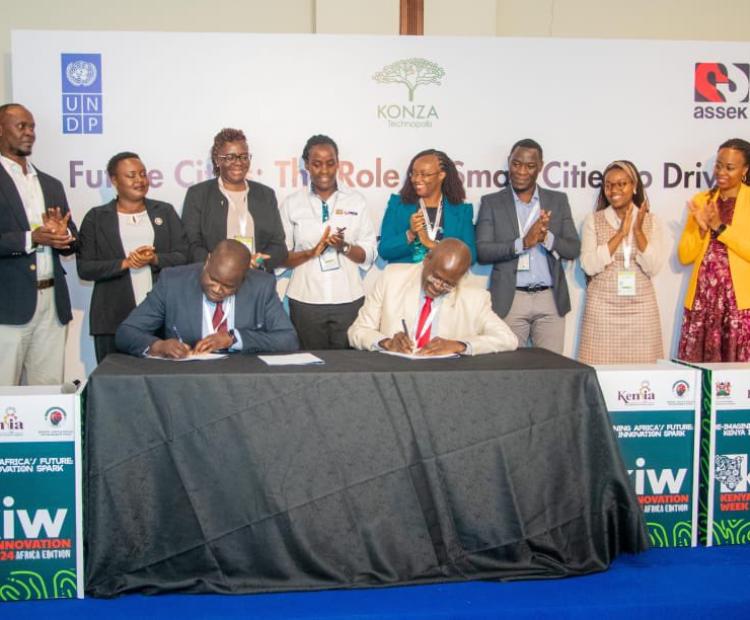 John Onyango (Right), the Institute’s Managing Director, and John Paul Okwiri, KoTDA Chief Executive Officer, signing the MoU documents